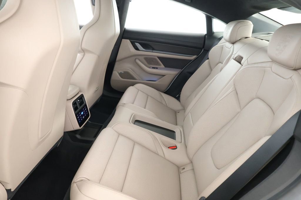 Used 2020 Porsche Taycan Turbo S image 21