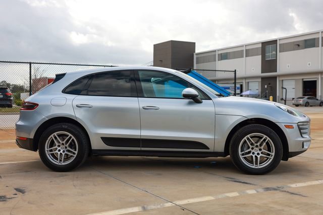 Used 2017 Porsche Macan AWD/4WD image 16