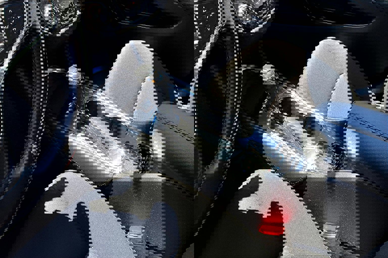 Used 2018 Chevrolet Malibu LT FWD image 10