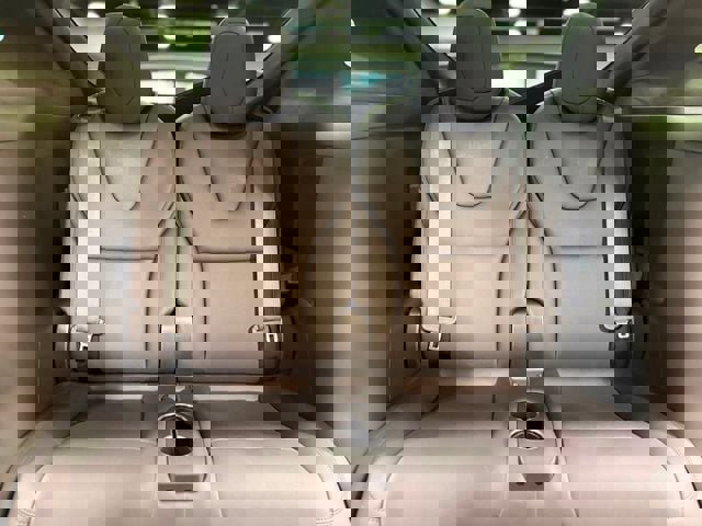 Used 2022 Tesla Model X Plaid image 23