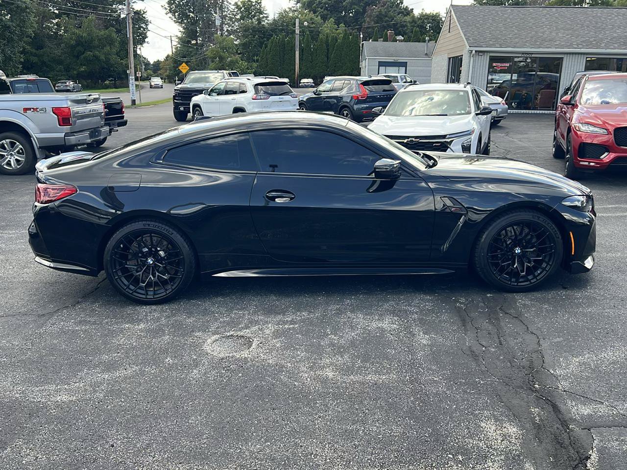 Used 2025 BMW M4 CS AWD/4WD image 4