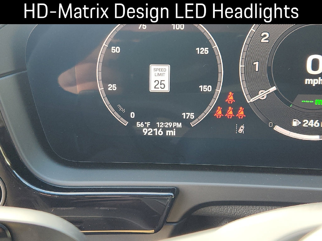 Certified 2025 Porsche Cayenne E-Hybrid AWD/4WD image 19