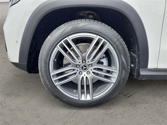 Used 2025 Mercedes-Benz GLS 450 4MATIC image 14