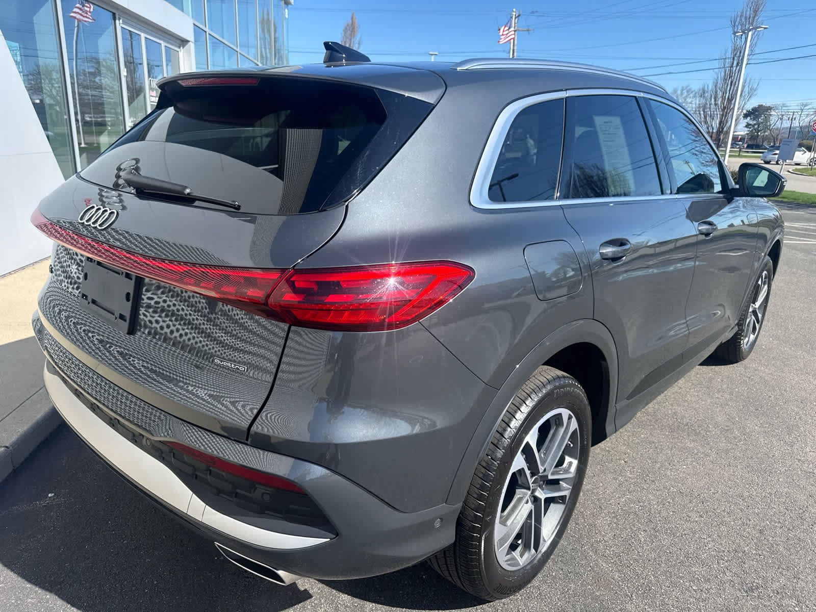 Certified 2025 Audi Q5 Premium w/ Convenience Package AWD/4WD image 24