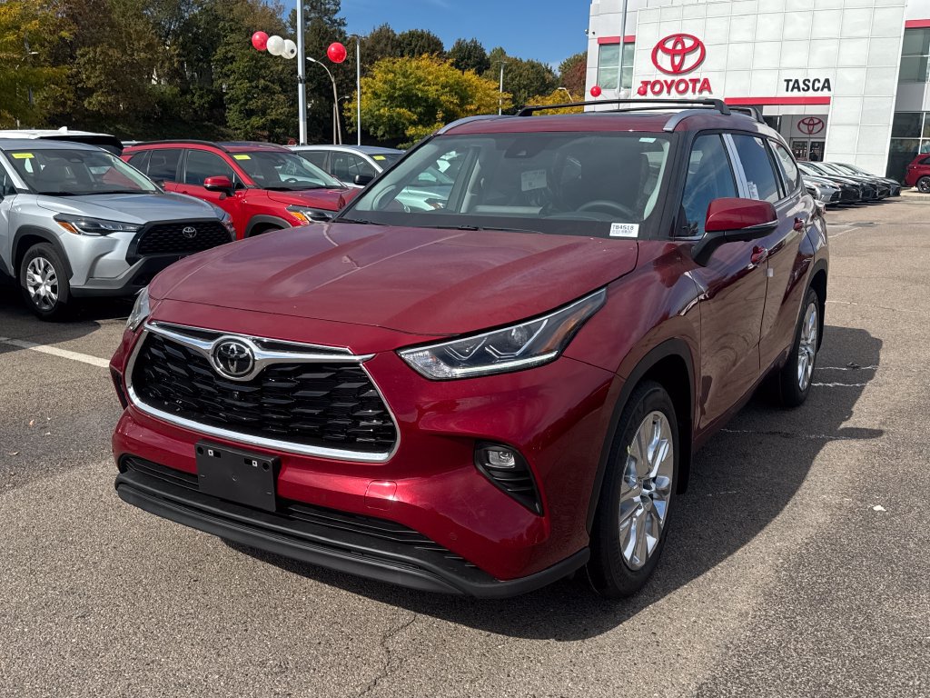 New 2026 Toyota Highlander Limited AWD/4WD image 3