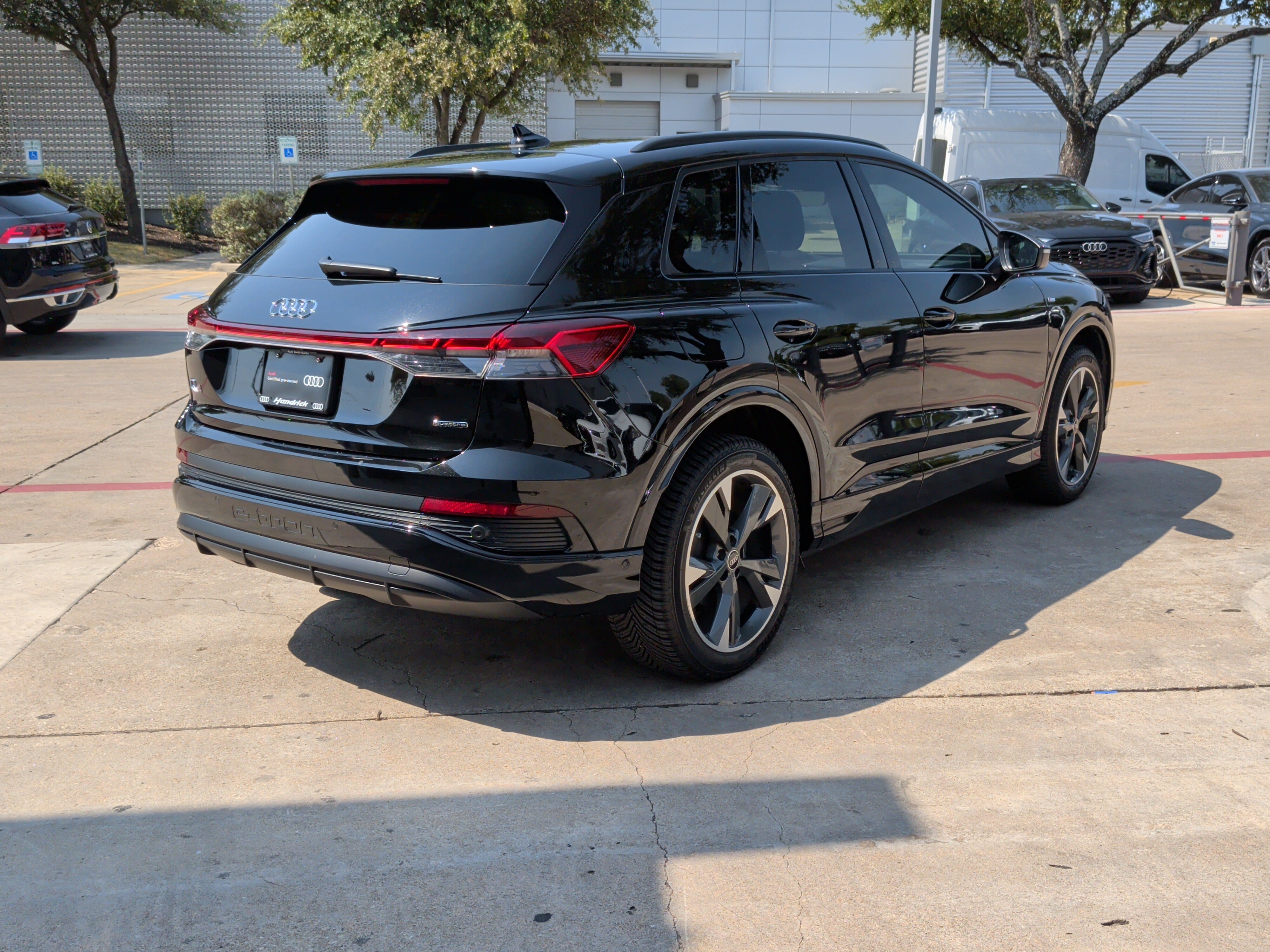 Certified 2023 Audi Q4 e-tron Premium Plus w/ Premium Plus AWD/4WD image 10