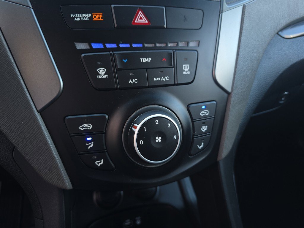 Used 2018 Hyundai Santa Fe Sport image 19