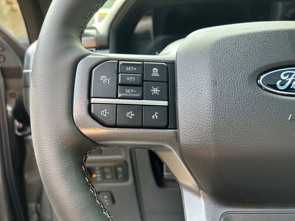 Used 2026 Ford F150 Lariat AWD/4WD image 16