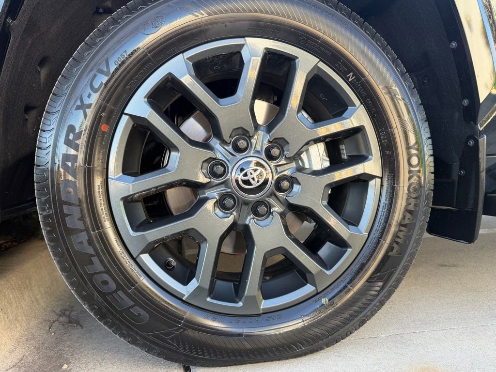 Used 2026 Toyota Sequoia Platinum image 31