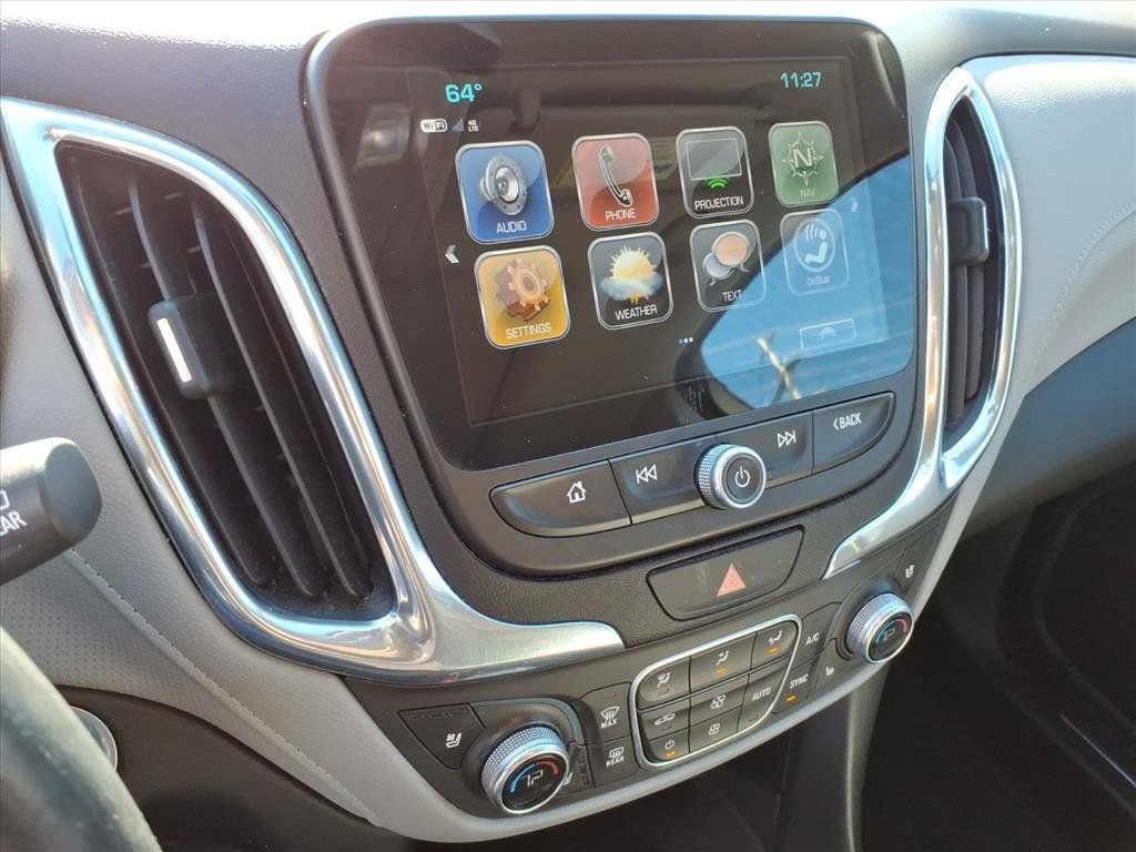 Used 2018 Chevrolet Equinox Premier image 30