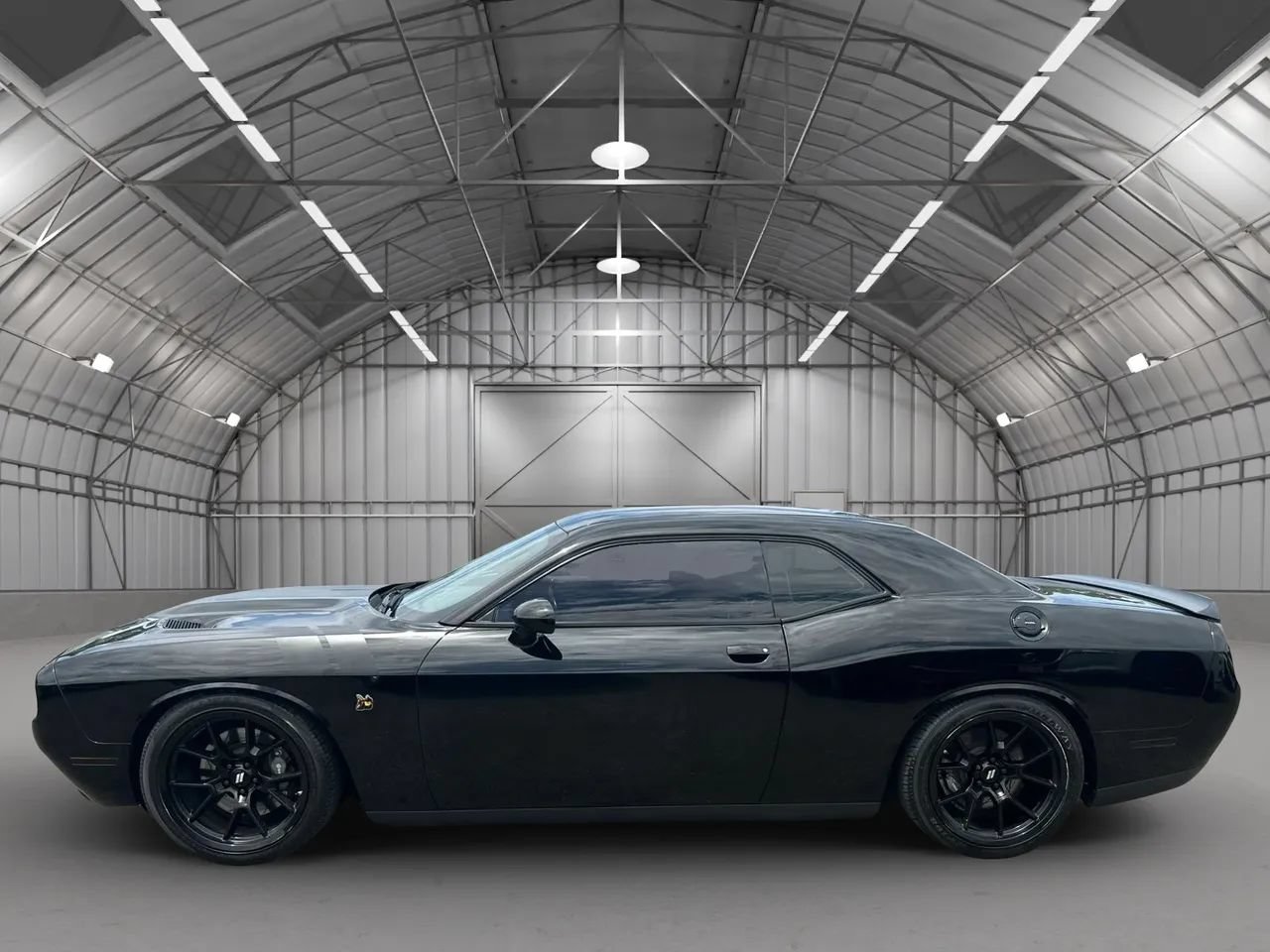 Used 2015 Dodge Challenger R/T Scat Pack w/ Leather Interior Group RWD image 3