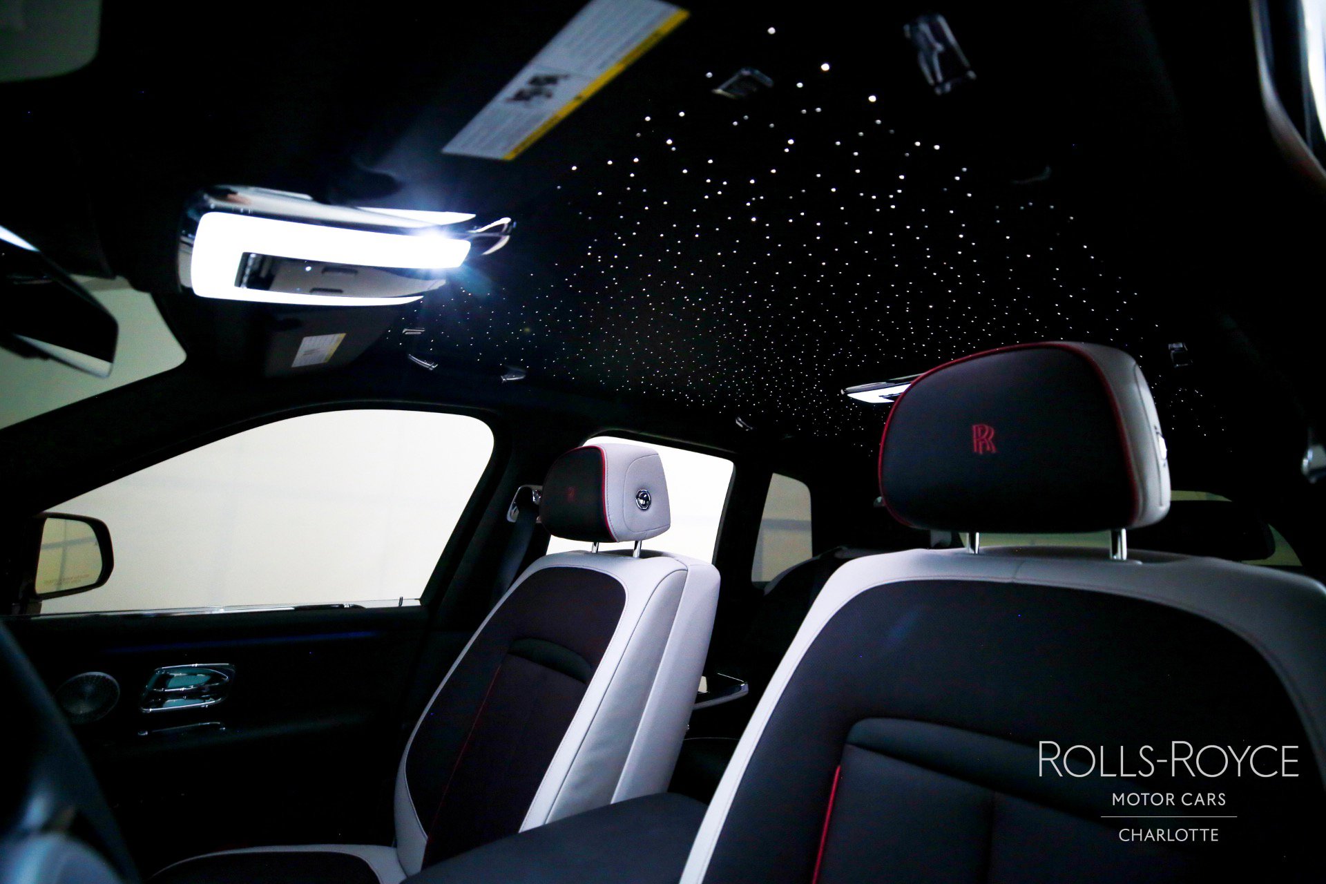 Certified 2025 Rolls-Royce Cullinan AWD/4WD image 12