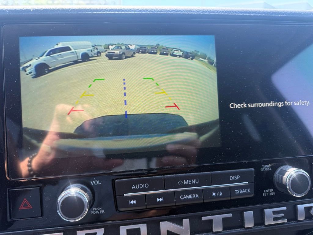 Used 2025 Nissan Frontier SV RWD image 20