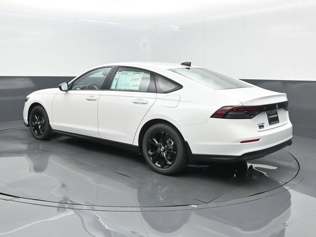 New 2025 Honda Accord SE image 16