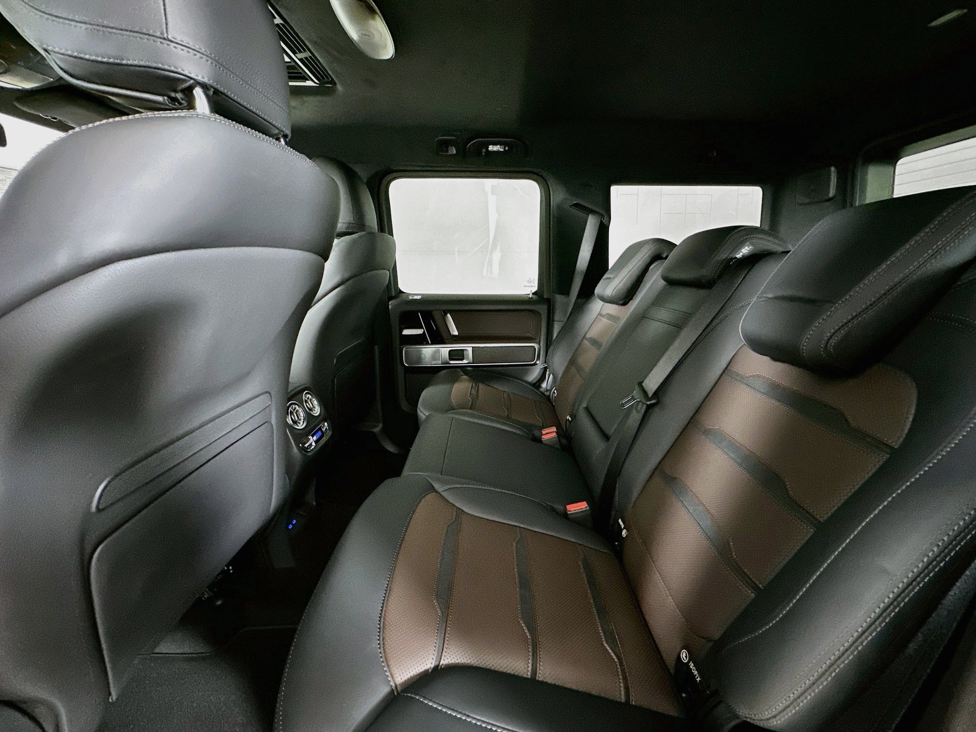 New 2027 Mercedes-Benz G 63 AMG 4MATIC image 27