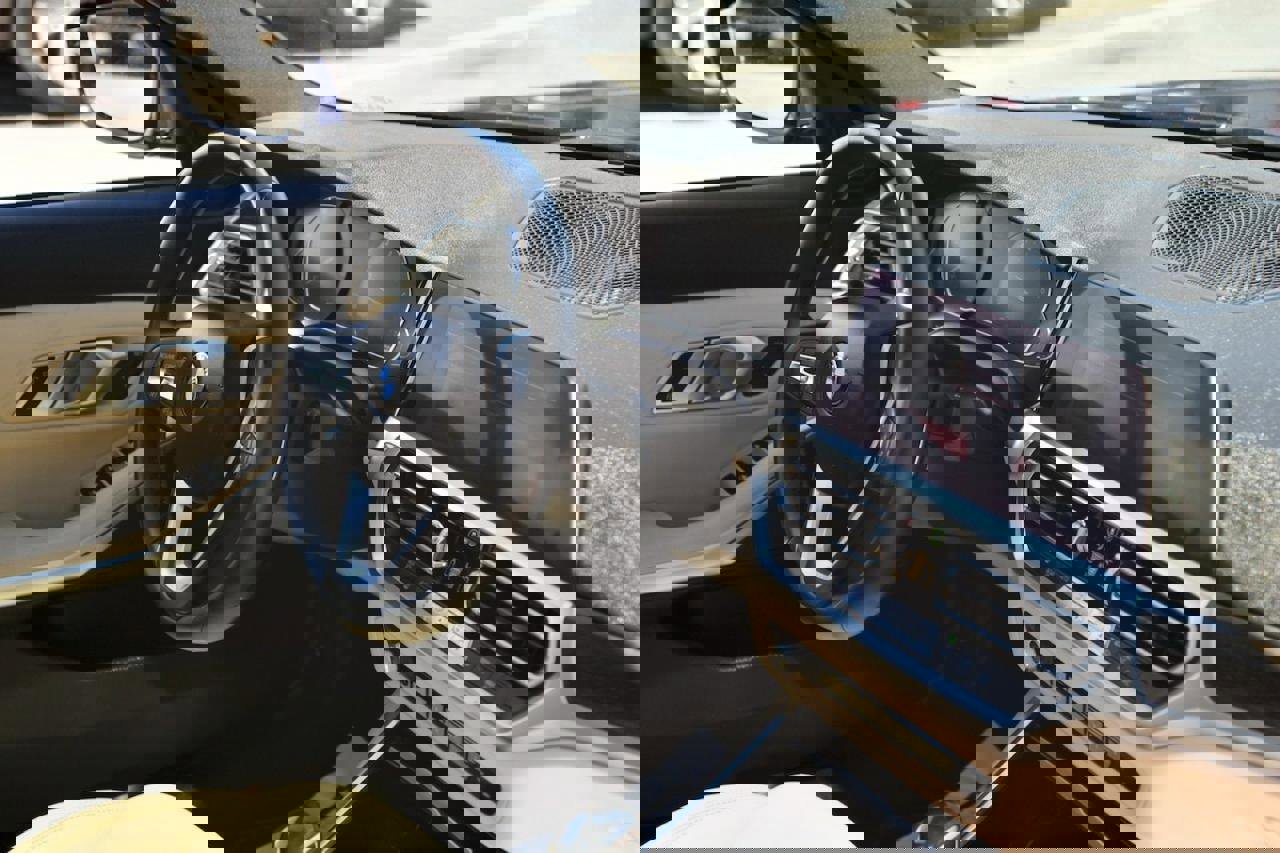 Used 2021 BMW 330i Sedan w/ Convenience Package image 17