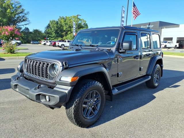 Used 2026 Jeep Wrangler Unlimited Sport AWD/4WD image 11