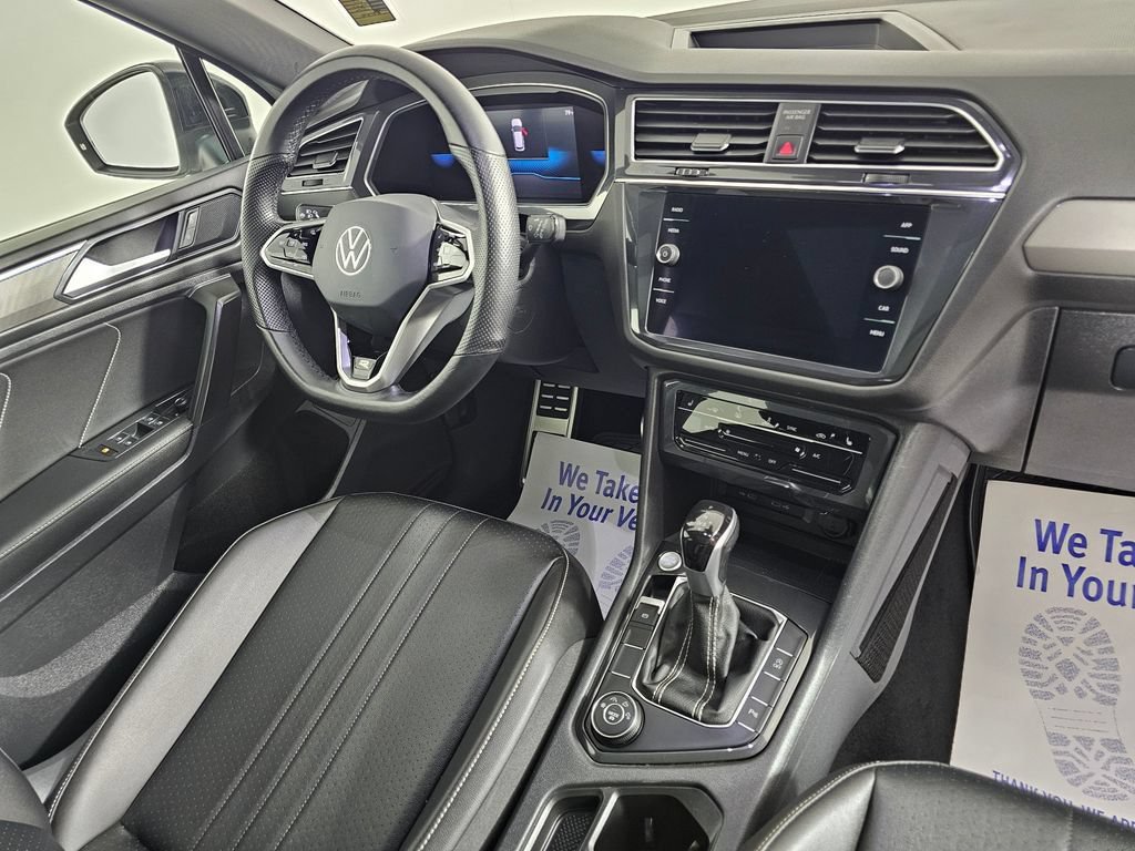Used 2022 Volkswagen Tiguan SE R-Line AWD/4WD image 14