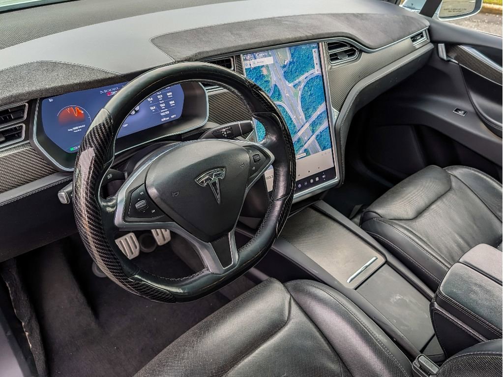 Used 2016 Tesla Model X Performance image 18