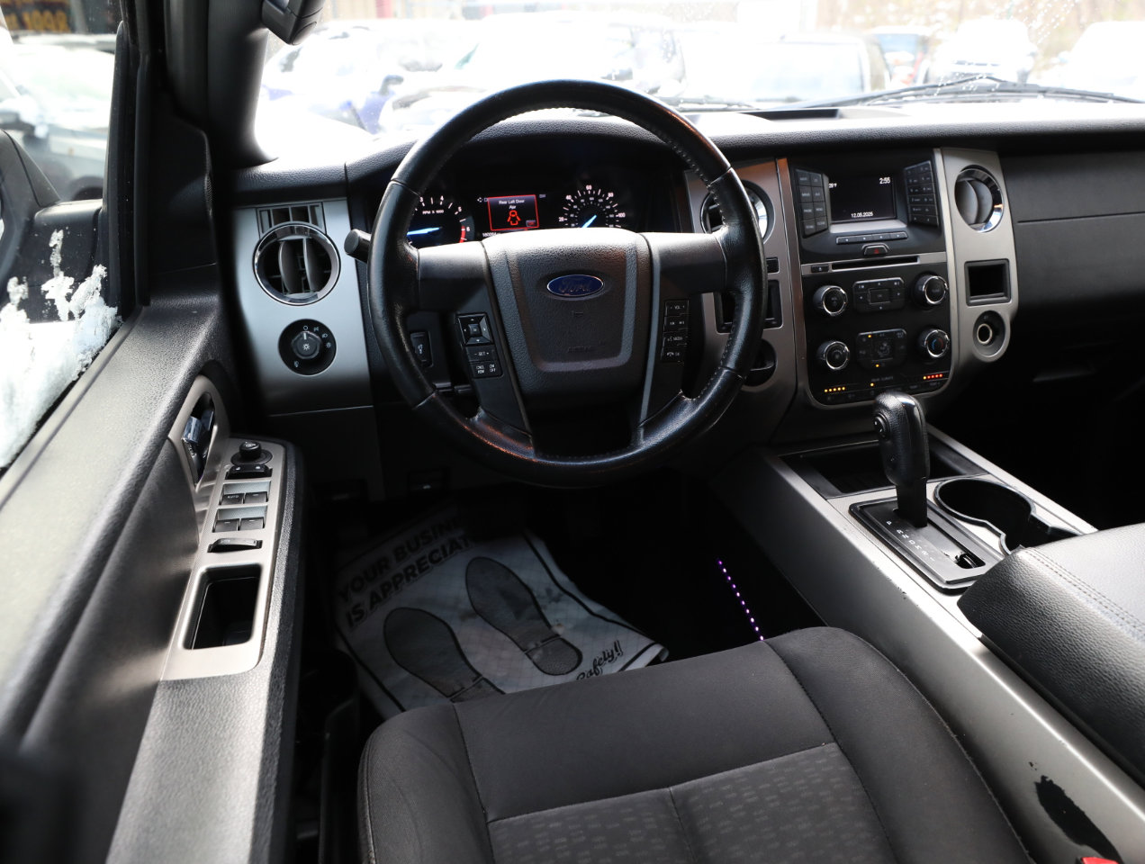 Used 2016 Ford Expedition EL XLT image 17