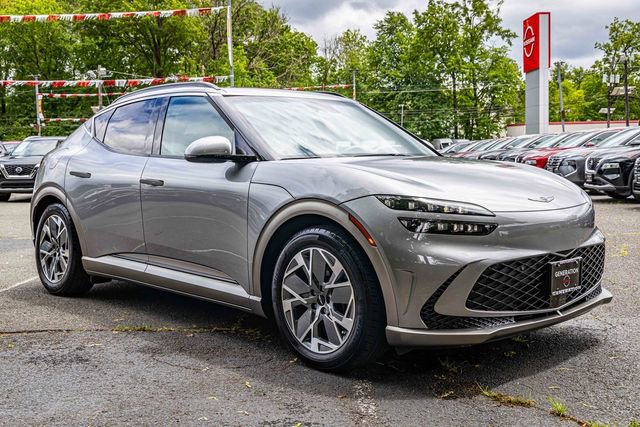 Used 2024 Genesis GV60 RWD image 1