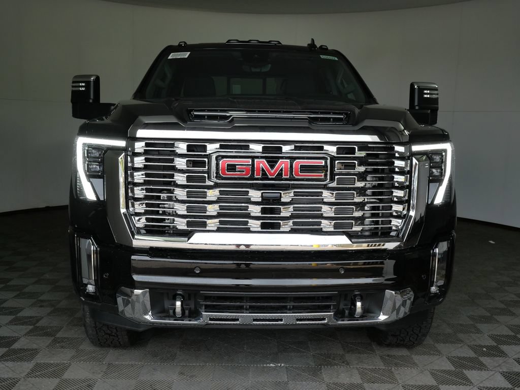 New 2026 GMC Sierra 3500 Denali w/ Denali Reserve Package AWD/4WD image 7