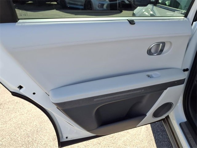 Certified 2024 Hyundai Ioniq 5 Limited image 8