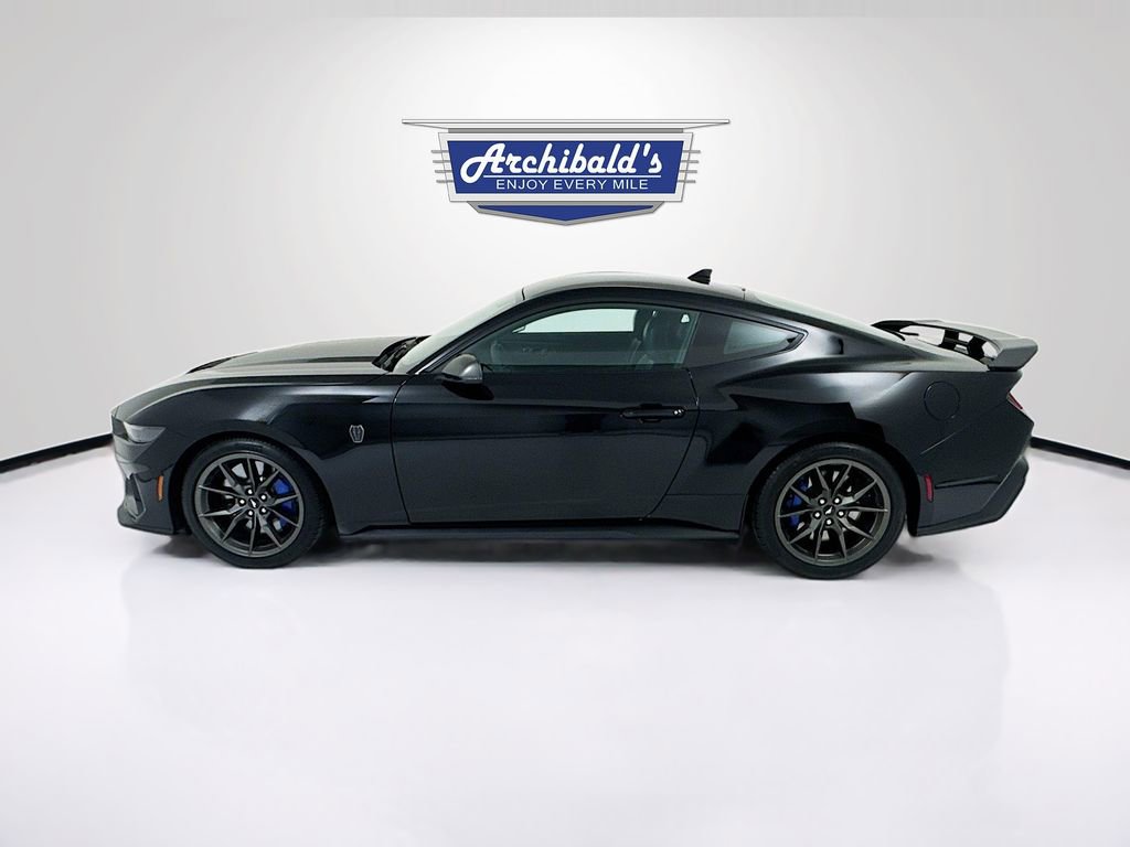 Used 2025 Ford Mustang Dark Horse image 4