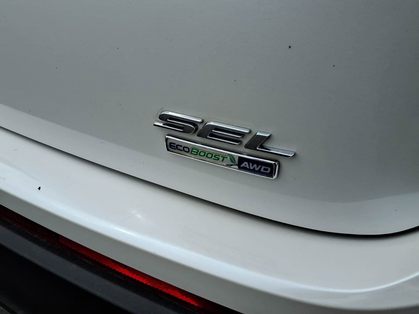 Used 2018 Ford Edge SEL w/ Equipment Group 201A AWD/4WD image 11