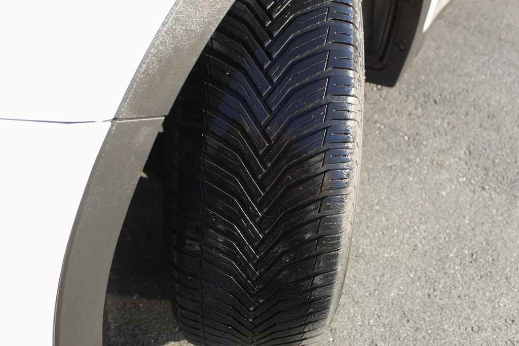Used 2017 Hyundai Santa Fe Sport FWD image 33