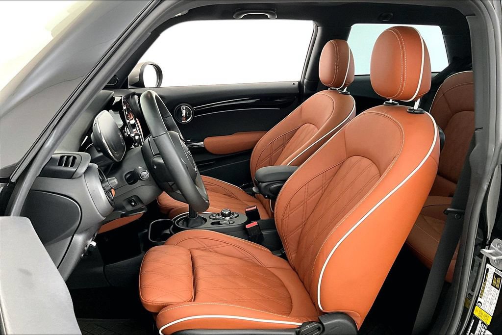 Used 2024 MINI Cooper SE w/ Signature Upholstery Package FWD image 32