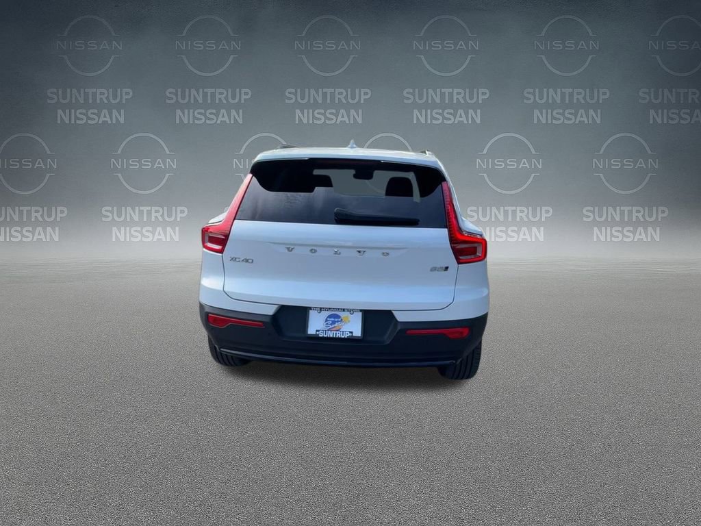 Used 2023 Volvo XC40 B5 Plus w/ Protection Package Premier image 71