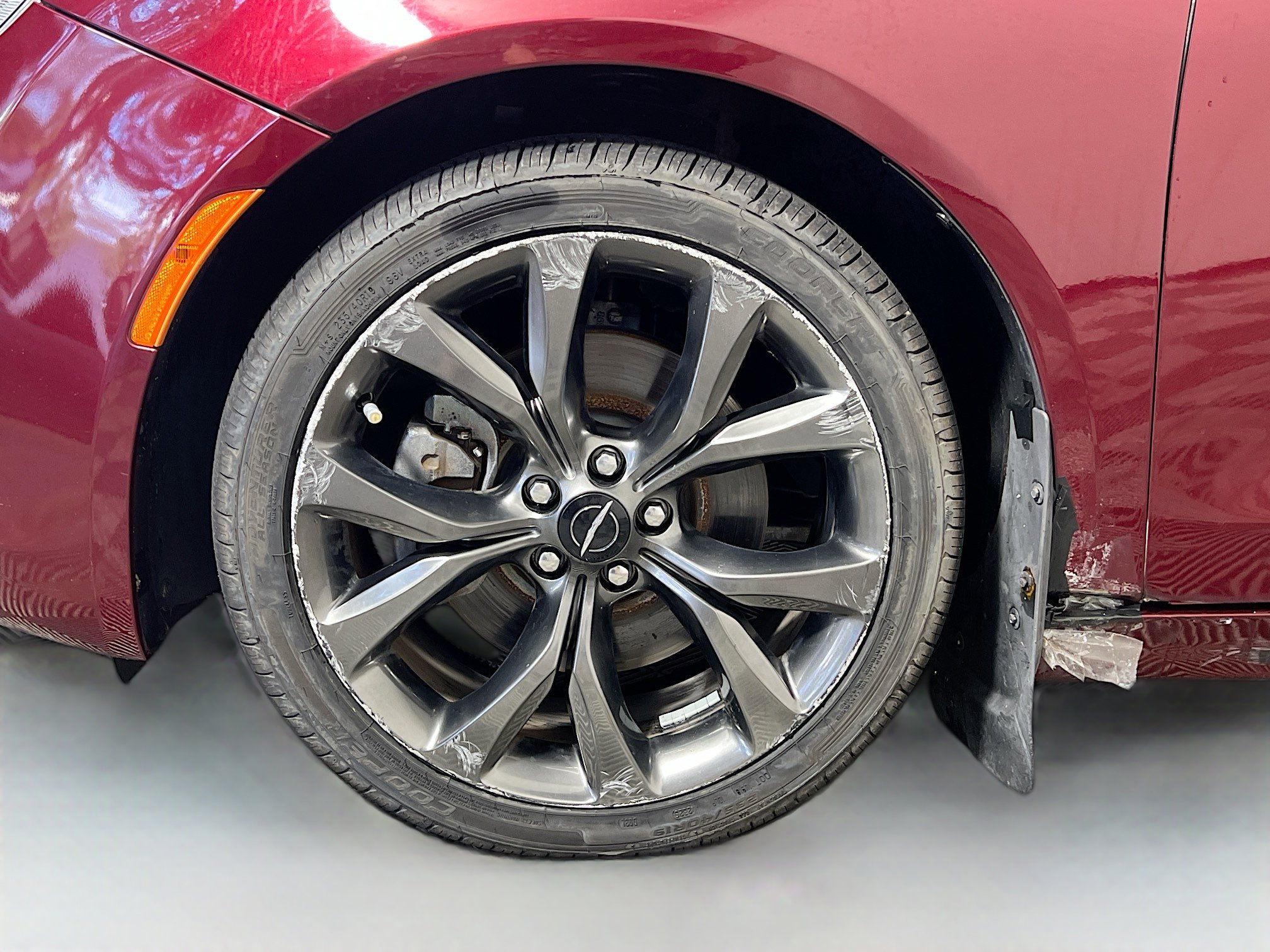 Used 2015 Chrysler 200 S w/ Navigation & Sound Group I FWD image 14