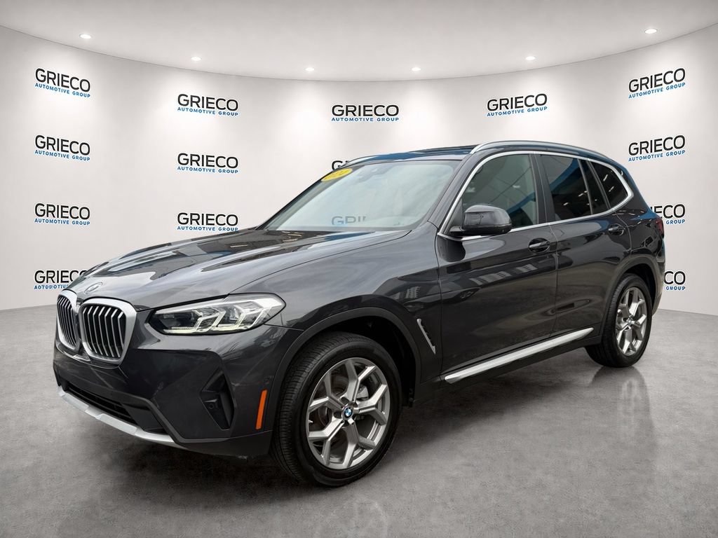 Used 2024 BMW X3 sDrive30i w/ Convenience Package RWD image 3