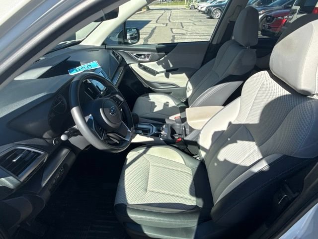 Used 2024 Subaru Forester Premium AWD/4WD image 5