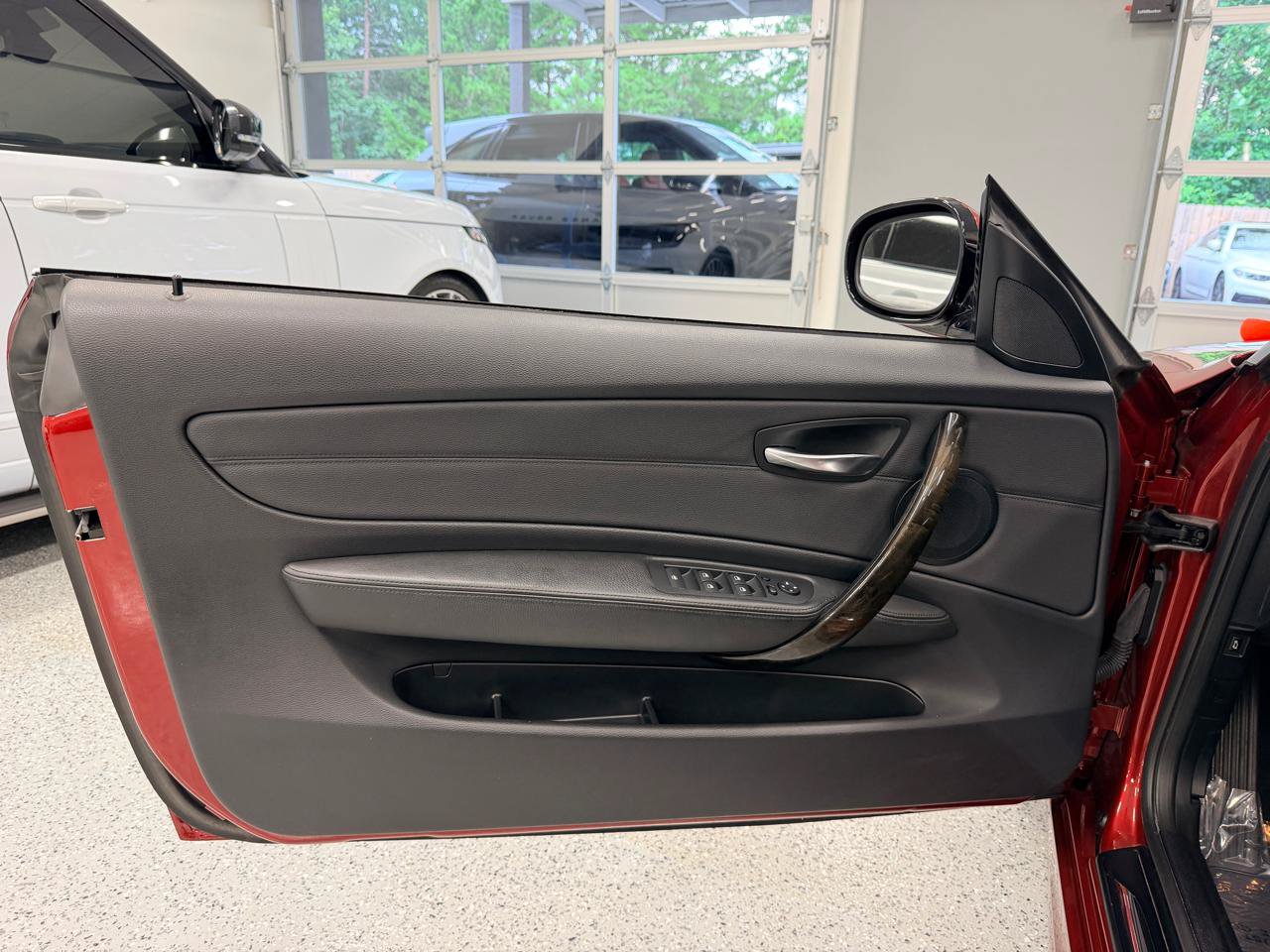 Used 2012 BMW 135i Convertible RWD image 26
