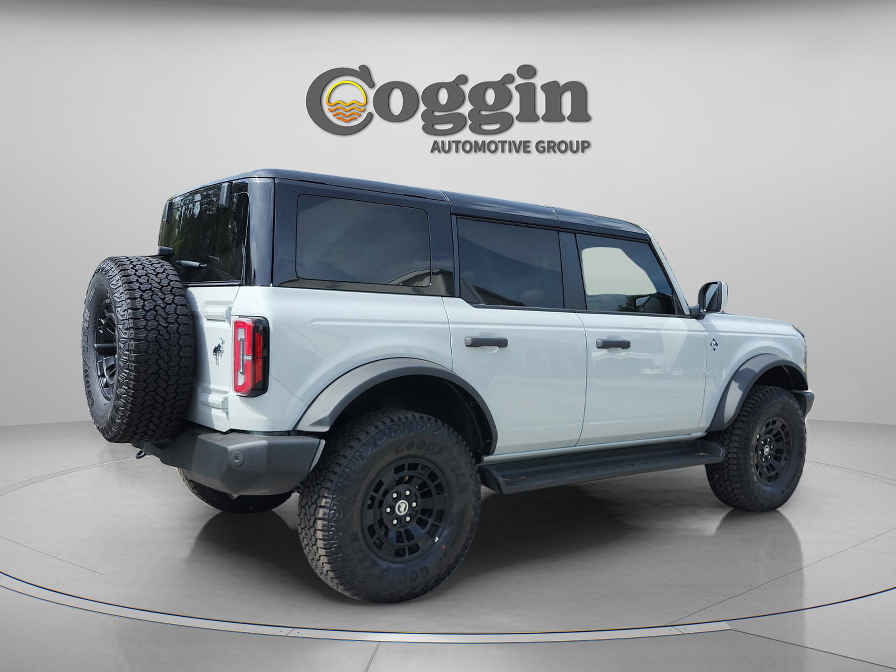 New 2026 Ford Bronco Outer Banks w/ Sasquatch Package AWD/4WD image 5