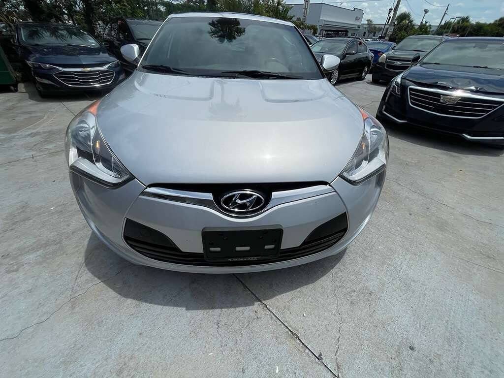 Used 2017 Hyundai Veloster Value Edition