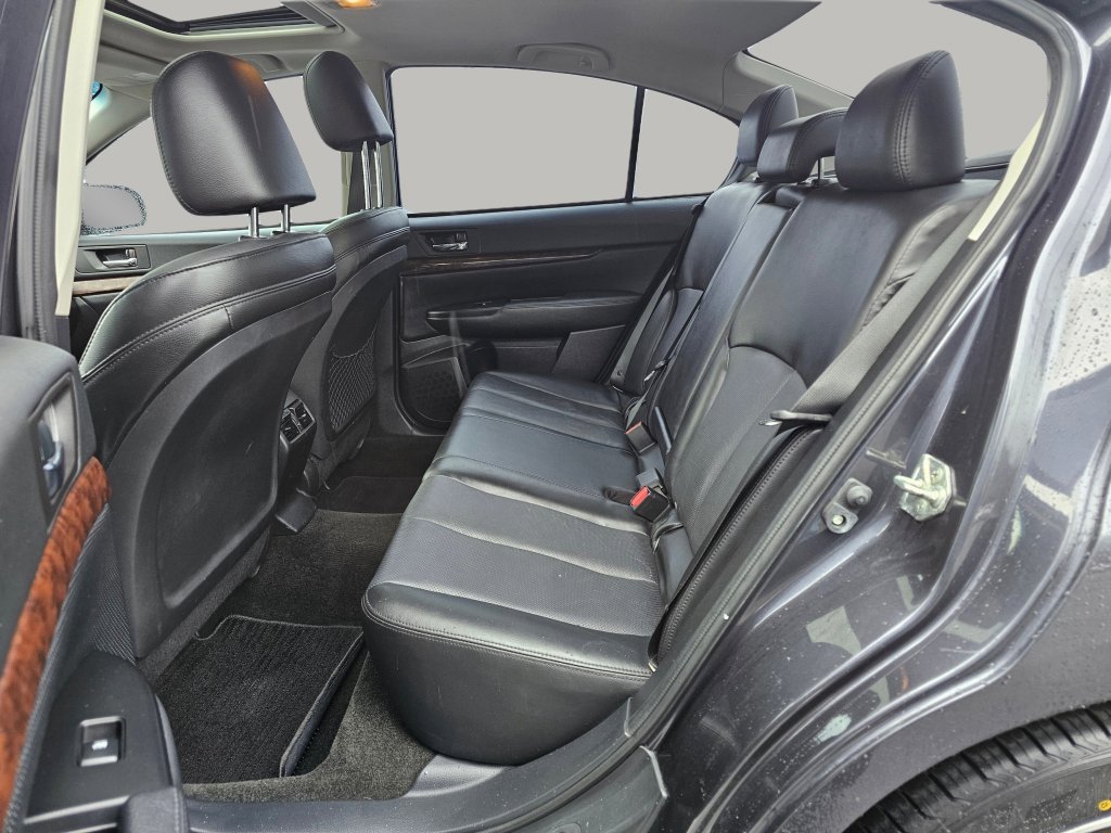 Used 2013 Subaru Legacy 3.6R Limited image 23