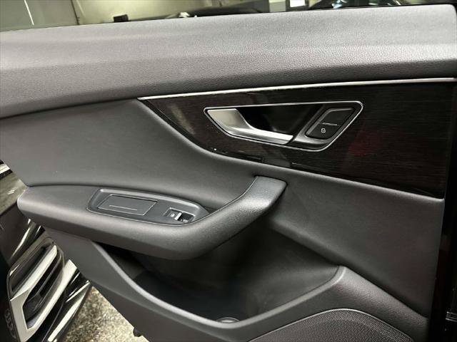 Used 2019 Audi Q8 Premium w/ Convenience Package AWD/4WD image 22