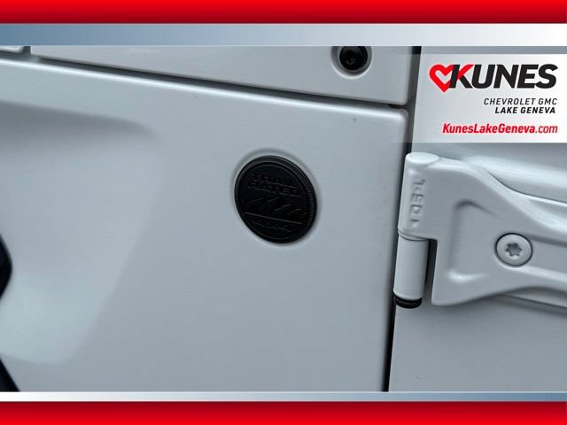 Used 2025 Jeep Wrangler Unlimited Sport AWD/4WD image 8