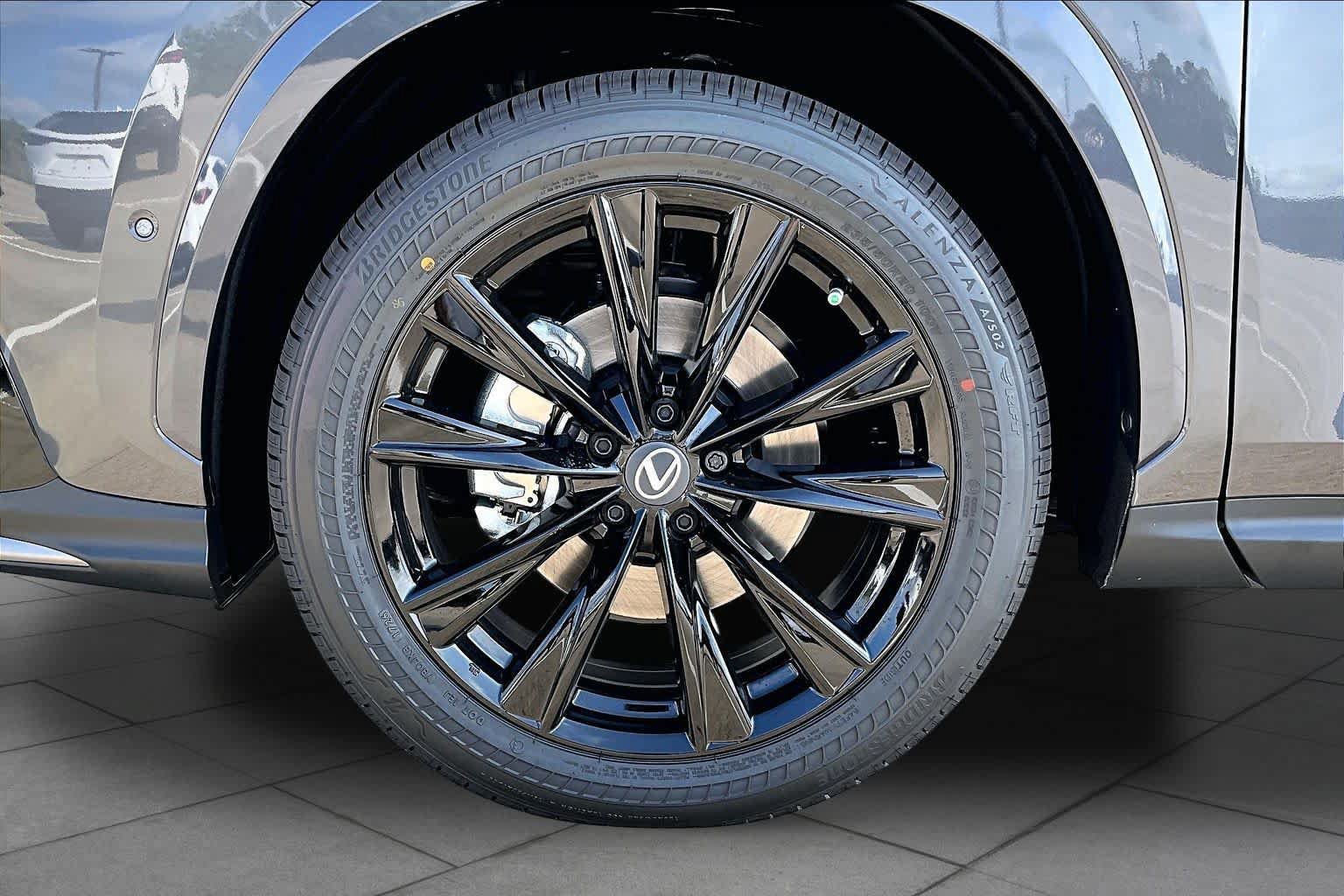 New 2026 Lexus NX 350 F Sport AWD/4WD image 11