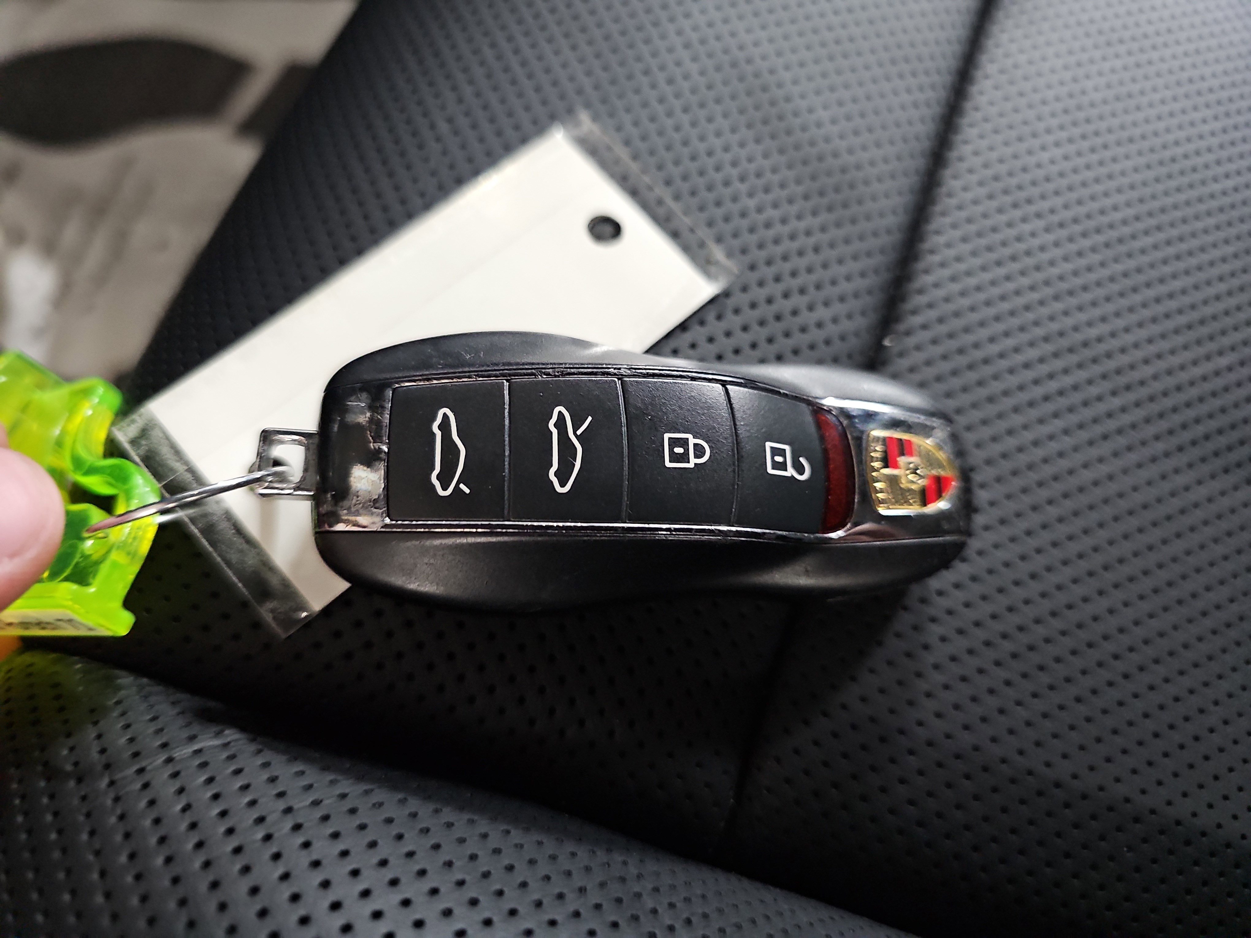Used 2021 Porsche 718 Cayman RWD image 35