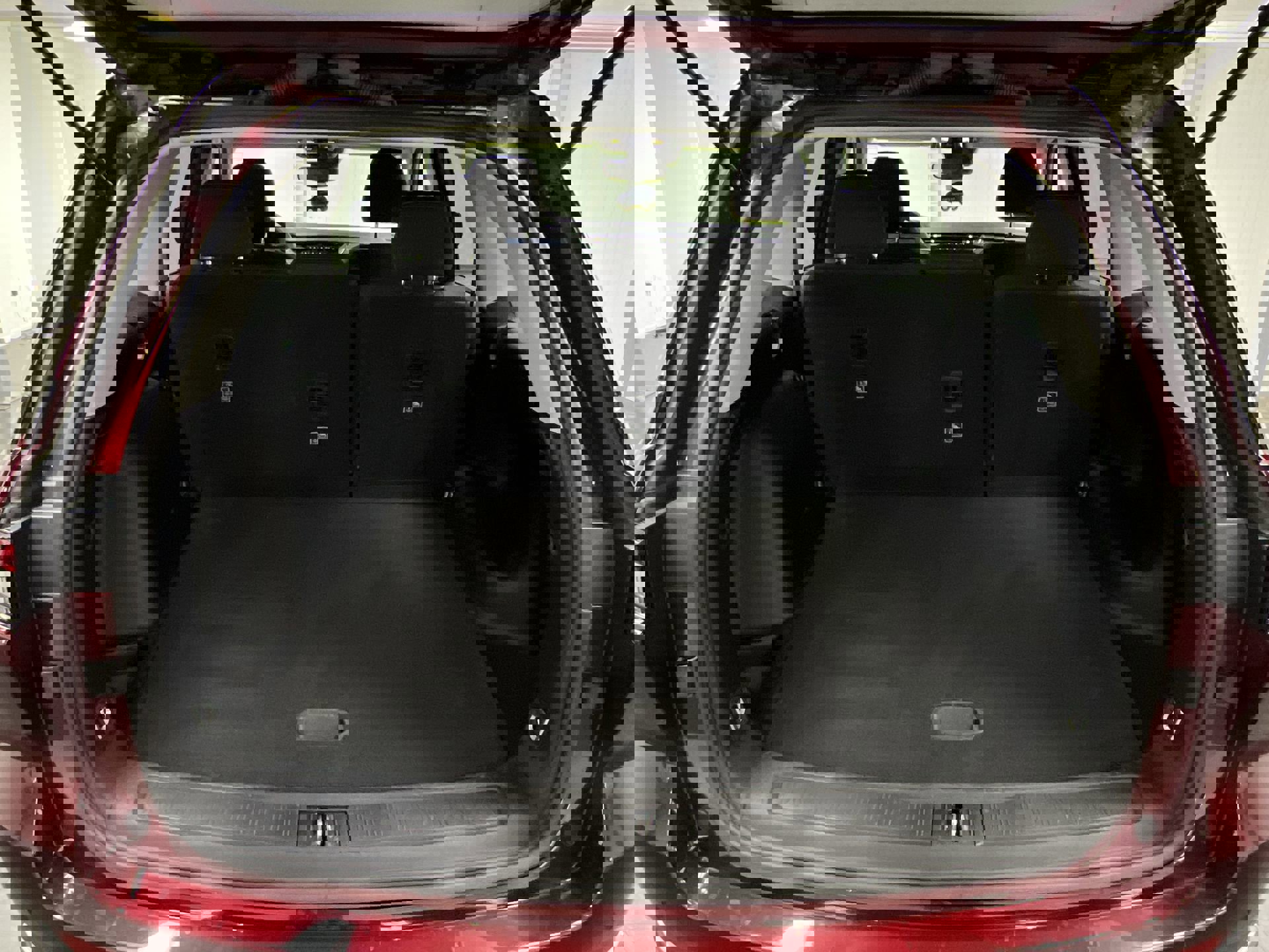 Used 2023 Jeep Grand Cherokee Laredo image 94