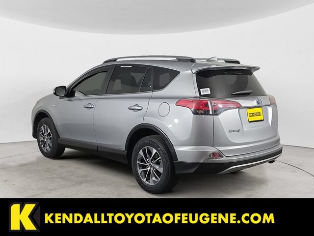 Used 2017 Toyota RAV4 XLE w/ Convenience Package AWD/4WD image 7
