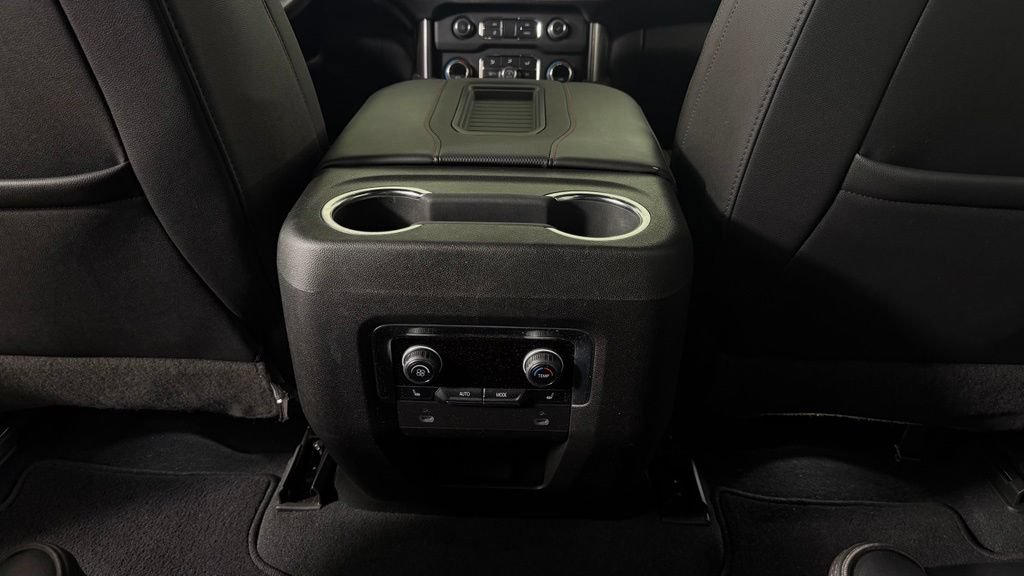 Used 2022 Chevrolet Tahoe RST w/ Luxury Package AWD/4WD image 31