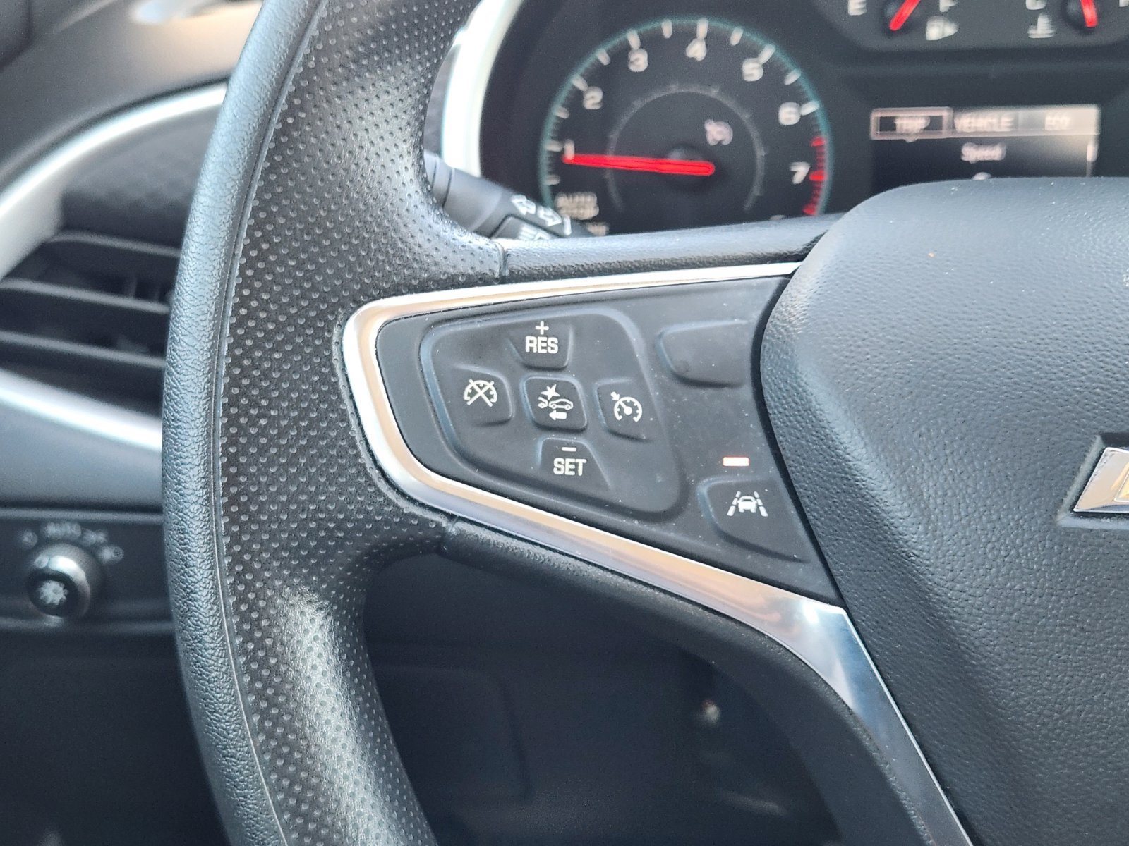 Used 2024 Chevrolet Malibu LT FWD image 31