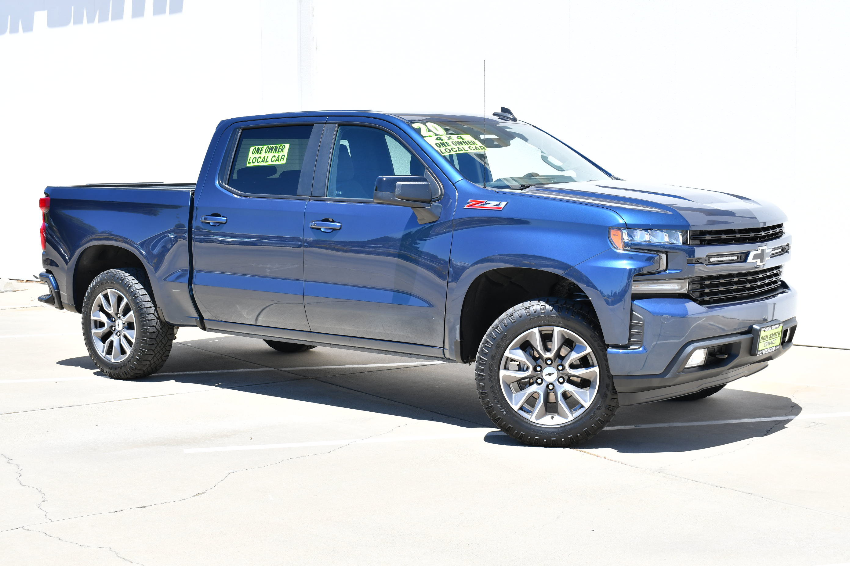 Used 2020 Chevrolet Silverado 1500 RST AWD/4WD image 2