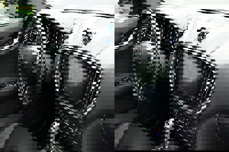 Used 2019 Maserati Ghibli S Q4 image 25