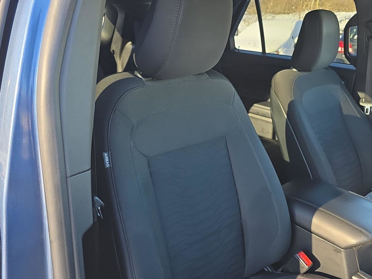 Used 2020 Ford Explorer XLT image 33